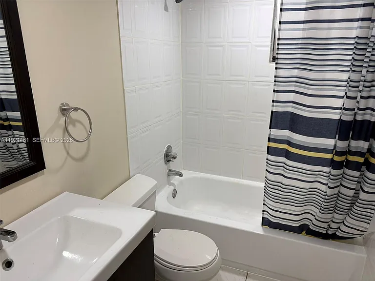 8035 SW 107th Ave #110 — Photo 6