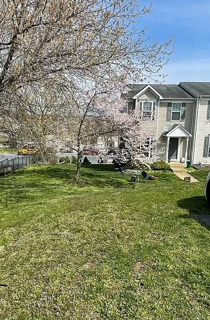 200 Kentshire Dr