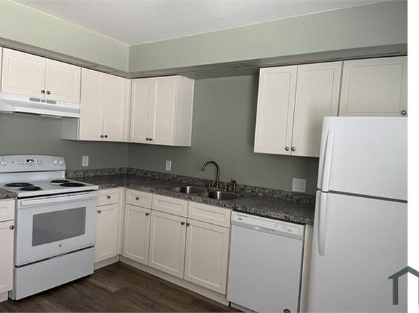 101 Lake Hunter Dr APT 8