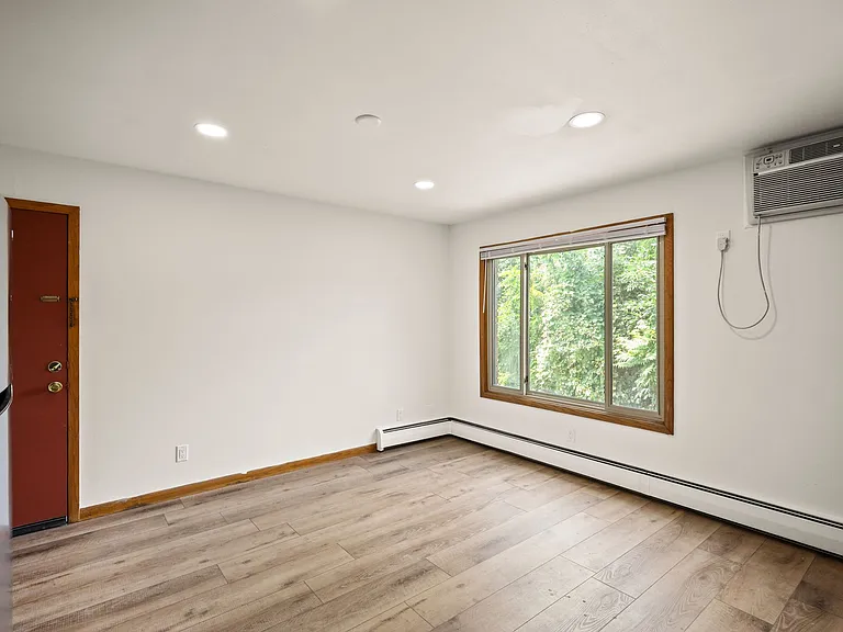 6210 Mineral Point Rd #1 — Photo 13