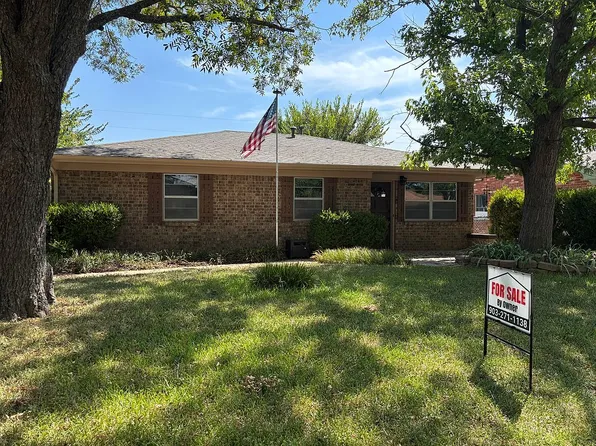 2600 Easy St, Denison, TX 75020