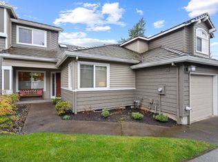 9709 NW Silver Ridge Loop, Portland, OR 97229