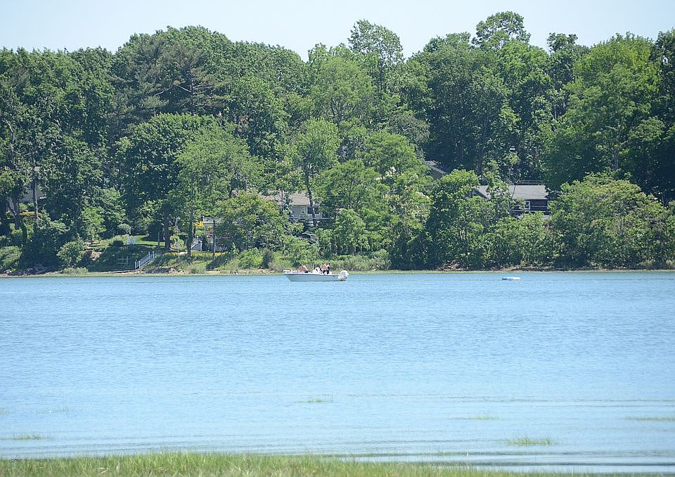 47 Dyke Rd, Setauket, NY 11733 Zillow