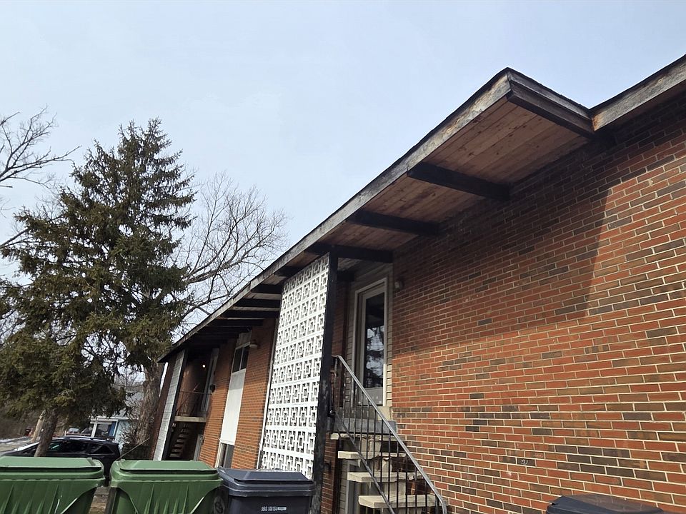 1st image of 425 Pedretti Ave APT 3