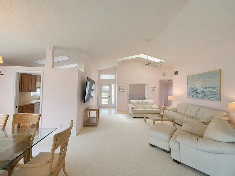 6231 SE Ames Way — Photo 7