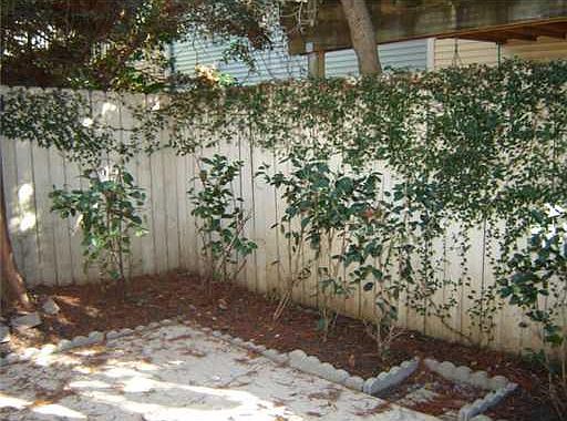 2nd image of 921 Old Metairie Pl