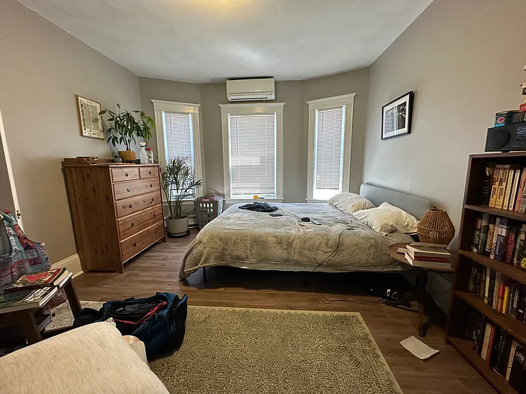 899 Hancock St — Photo 14