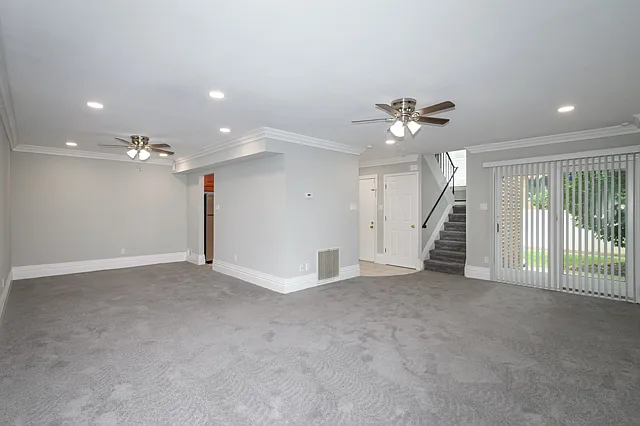 Fairfield Townhouses at Lawrence — Photo 12