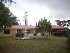 1st image of 442 NW Floresta Drive