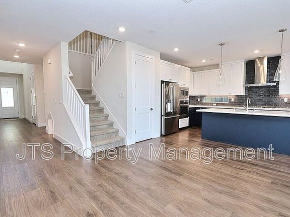 3rd image of 12086 Mircado Way