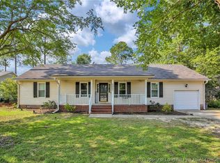 6967 Calamar Dr, Fayetteville, NC 28314