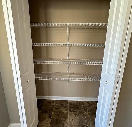 5th image of 3621 Fox Den Ln