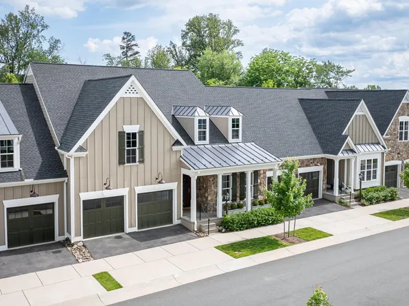 312 Avondale Ln, Crozet, VA 22932