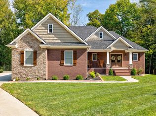 3111 Oakridge Ct, Owensboro, KY 42303