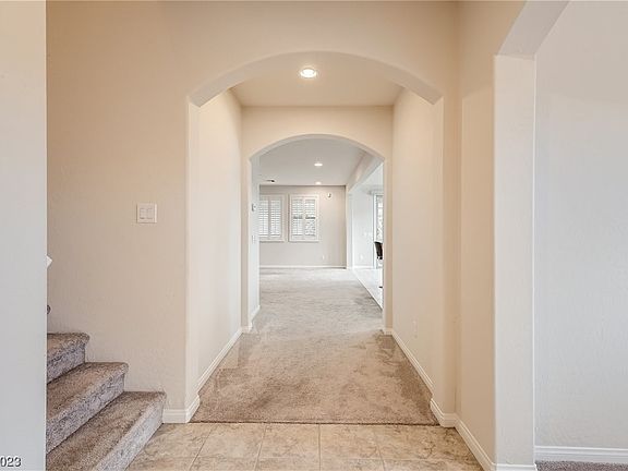 5th image of 788 White Dogwood Ct