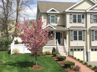 54 Jarvis Cir, Needham, MA 02492