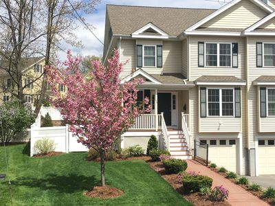 54 Jarvis Cir, Needham, MA, 02492