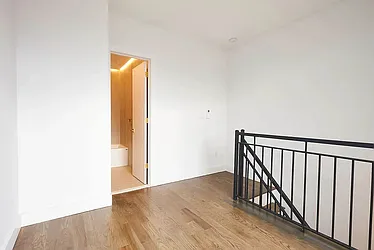 Rented by Artur Gutman, LREB