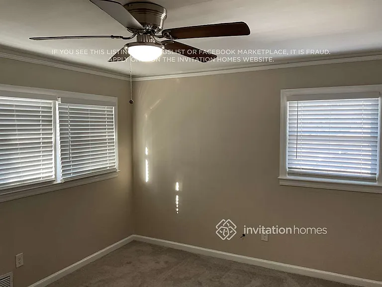 1734 Mary Lou Ln SE — Photo 7