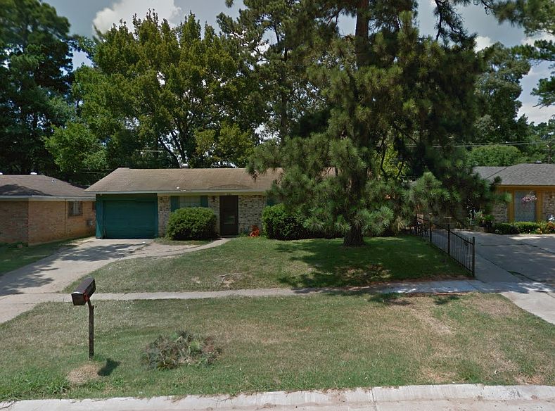1st image of 3106 Mackey Ln #3106