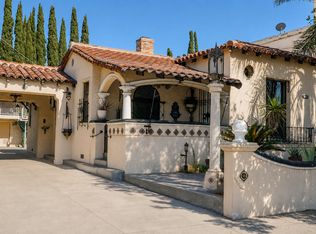 6132 Whitsett Ave, North Hollywood, CA 91606