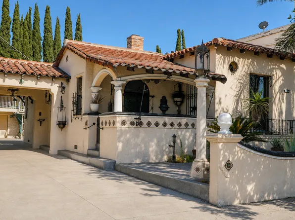 6132 Whitsett Ave, North Hollywood, CA 91606