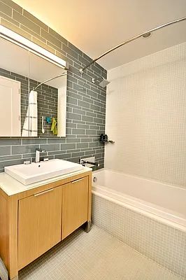 Rented by MNS | media 33