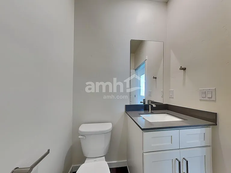 1480 N Garnet Creek Ave — Photo 8
