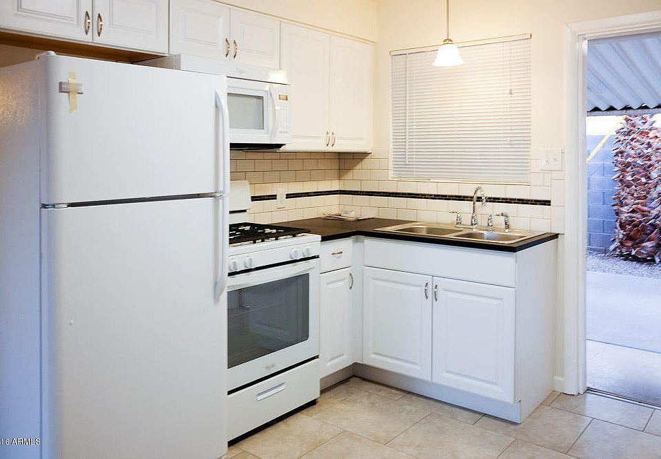 1st image of 3643 E Glenrosa Ave