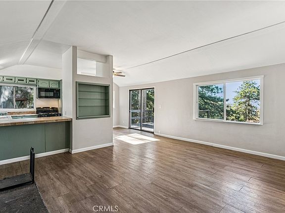 5th image of 21621 Sawpit Canyon Rd