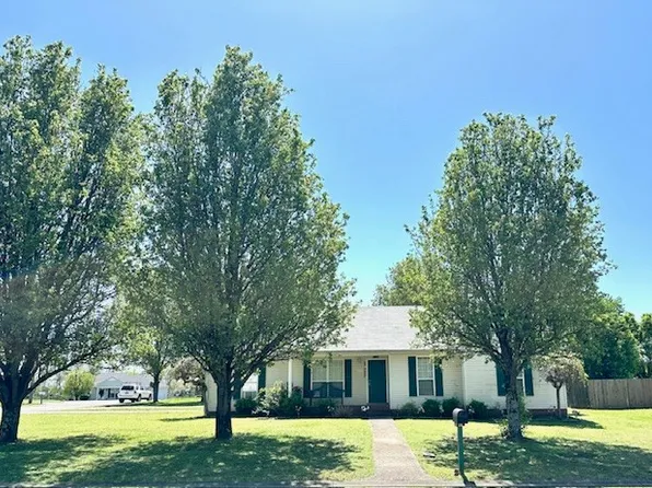 2220 Medford Campbell Blvd, Murfreesboro, TN 37127