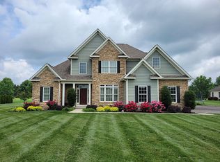 6240 Fairway Dr NW, Carroll, OH 43112