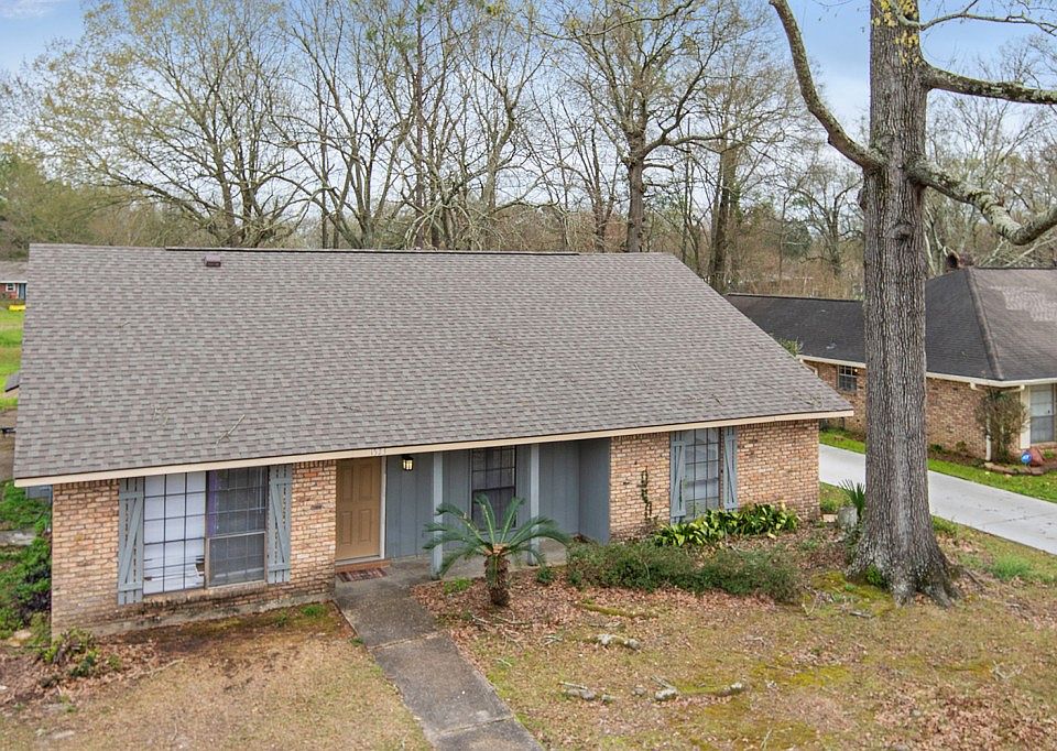 1st image of 1523 Salisbury Dr