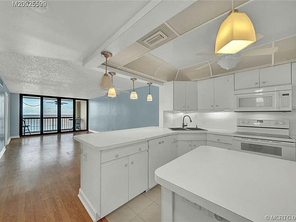 2nd image of 9900 S Ocean Dr APT 504