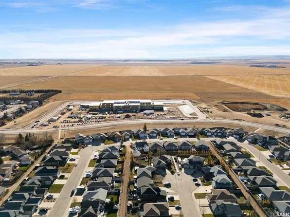 104 Wellington DRIVE, Moose Jaw, SK S6K 1C5