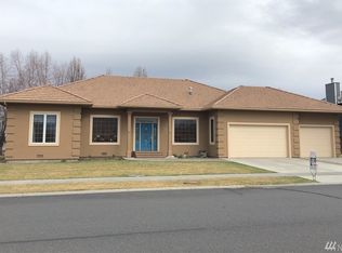 224 E Tanglewood Dr, Moses Lake, WA 98837