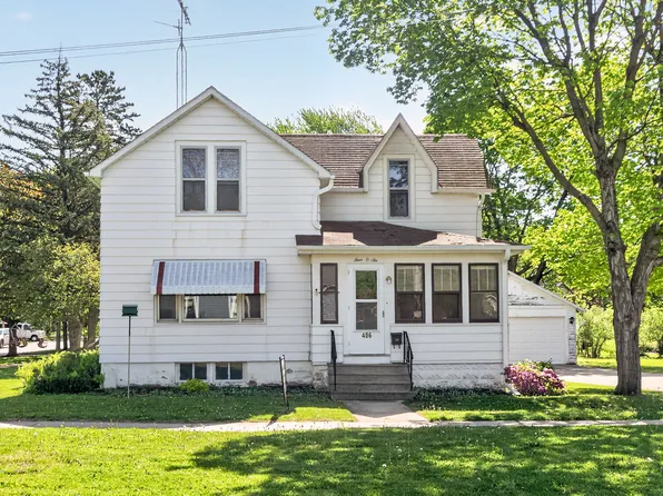 406 S Locust St, Sycamore, IL 60178