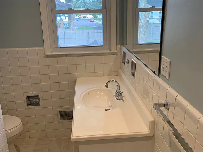 1811 Salem Rd — Photo 4
