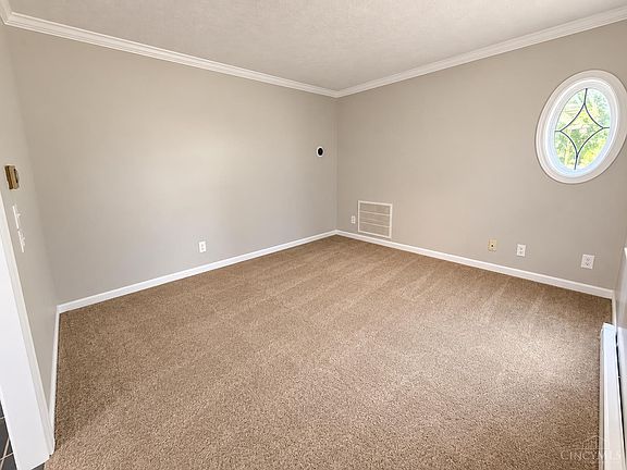 4th image of 1312 Ridge Rd