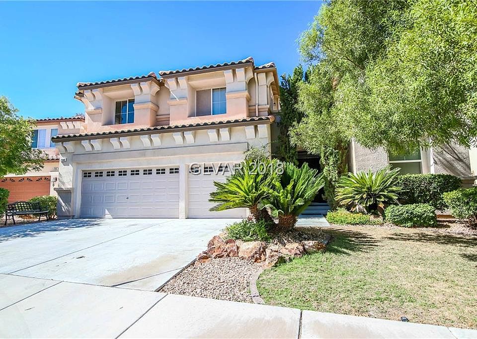 1st image of 2940 Carmelo Dr