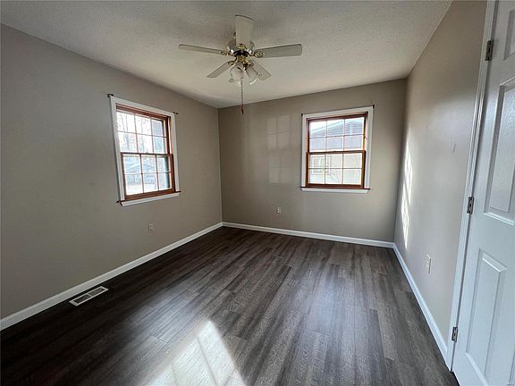 5th image of 1503 Vine St