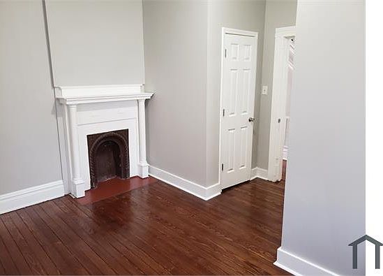 3rd image of 3105 Enslow Ave