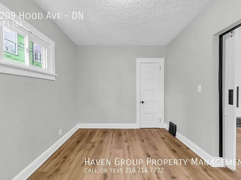2209 Hood Ave #DN — Photo 4