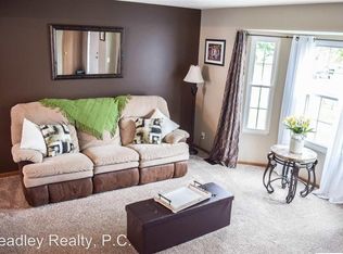 13602 S 26th St, Bellevue, NE 68123