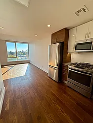 843 Lexington Avenue, #6L