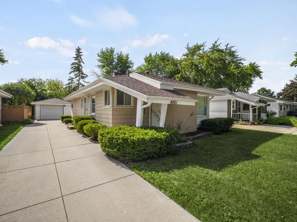 4921 N 104th STREET N N, Milwaukee, WI 53225