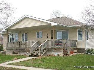 801 E Lakeshore Dr, Storm Lake, IA 50588