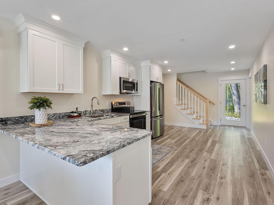 1st image of 7 Apex Drive #2