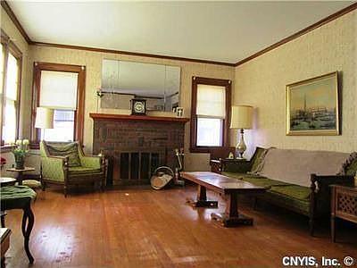 5th image of 629 Scoville Ave