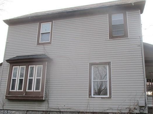 5th image of 116 E Glenwood Ave